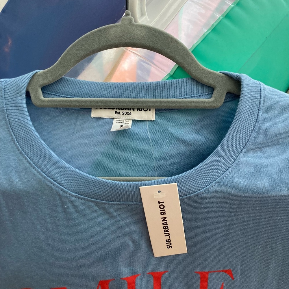 Sub Urban Riot SMILE T Shirt- New with Tags! - Picture 3 of 3